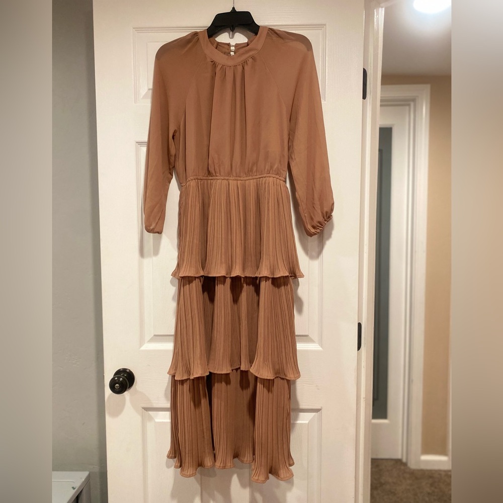 Worn once for a wedding!